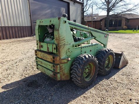 omc mustang 1200 skid steer specs|mustang skid steer loader.